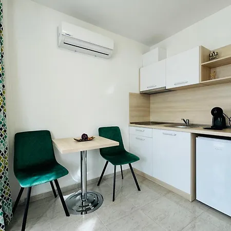 Horizon 28 'в' * スヴェティ・ヴラス